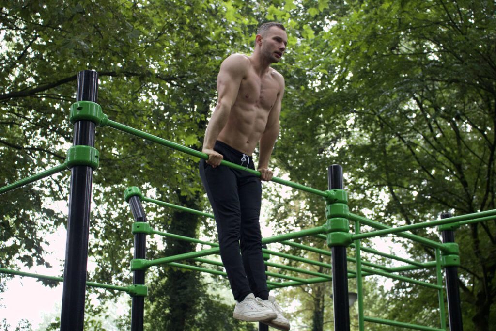 foto muscle up nick.jpeg