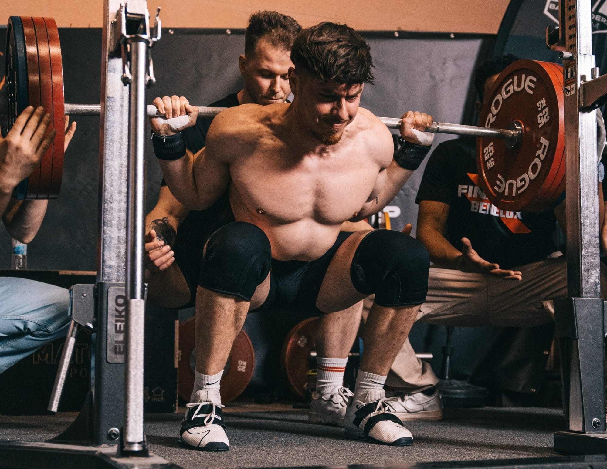 Streetlifting: Kenny squatting at DSN